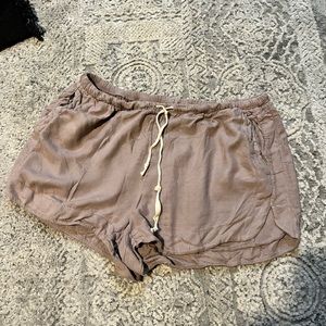 Brandy Melville shorts
